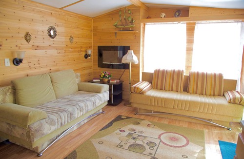 Gouldsboro Ski Chalet | Pocono Comfortable 2Bedroom Stay