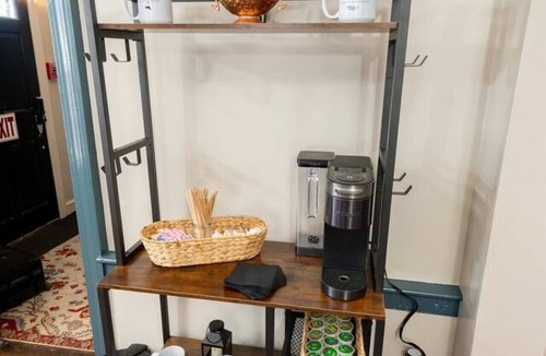 Sherborn Apartment | Pond Room: The Inn at Fireside Tavern Sherborn