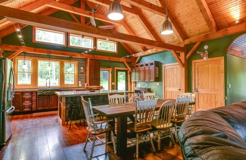 Wellsboro House | Pond's Edge Lodge- Your Premier Wellsboro Escape