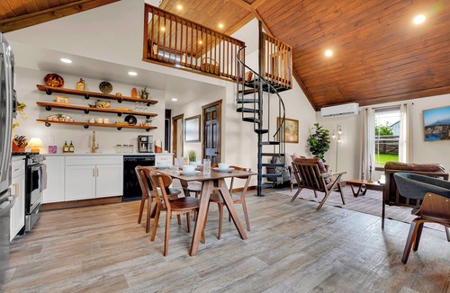 Sprout Brook House | Porchlight Pines | Hot Tub + Cold Plunge