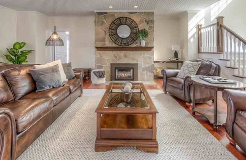 Ashfield-Colborne-Wawanosh Cottage | Port Albert Lake Estate - Luxury 5Br Lake Huron Waterfront Cottage