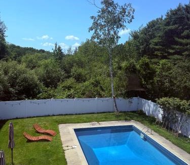 North Deering House | Portland Pool House - Minutes to the Old Port!