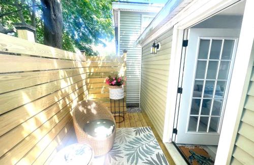 Hyannis Apartment | Portside Tavern