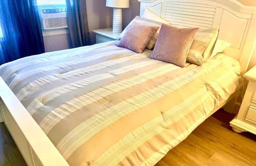 Hyannis Apartment | Portside Tavern