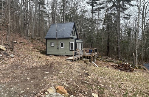 South Bristol Cabin | Post & beam cabins in serene setting