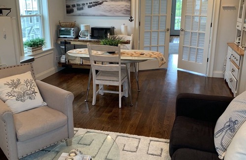 Milford House | PREMIER BEACH HOUSE ~ Steps From The Beach And Restaurants