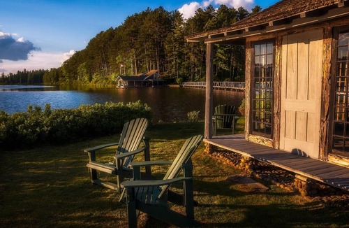 Meacham House | Premier Cabin 1 with Lake View