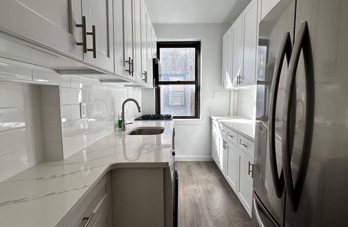 Tremont Apartment | Premium Mount Hope Apartment - 30 Mins from Midtown