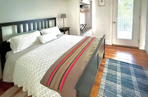 Saugerties House | Premium renovated village town house w/garden, HITS, shops, restaurants & beach