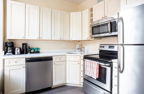 Downtown Boston Apartment | Prime Boston Fidi L-Shaped Studio
