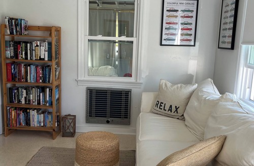 Westhampton Beach House | Prime location, walk to all, cozy cottage WHB, 30 minutes from Shinnecock Hills