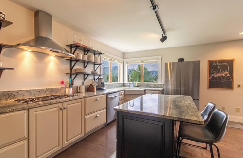 East Burke House | Prime Location! Luxe Home on Darling Hill w/Direct Kingdom Trails Access onsite