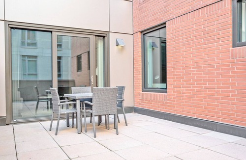 West End Apartment | Prime North Station 1BR w/Gym + Roofdeck, near TD Garden by Blueground