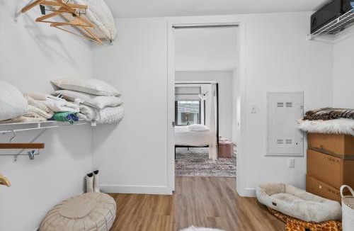 Seaport District Apartment | Prime Seaport 2BR Steps to Convention Center