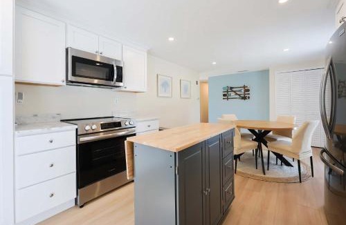 Yarmouth Port House | Prime Weeks Still Available, Renovated, Beaches!