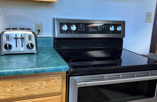 Keene Apartment | Privacy, Views, Amenities with own entrance, and private gym.