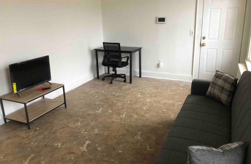 Paterson Apartment | Private 2-bedroom apartment, private entrance, MetLife Stadium 30 mins