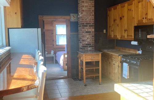 Royalston Cabin | Private 2-bedroom cabin on 75 acres in quaint Royalston for a relaxing stay