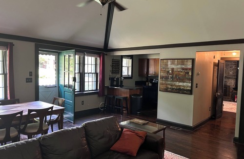 Chester House | Private 2-bedroom house in beautiful wooded Chester
