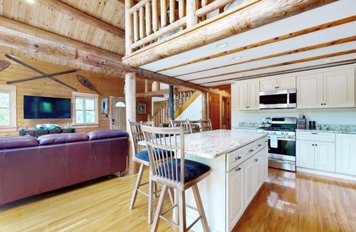 Scarborough House | Private 2BR waterfront home, hot tub, pool table, sandy beach, BBQ, w/d, wifi