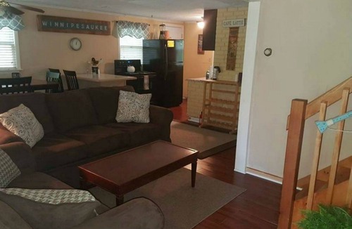 Moultonborough House | Private 3 Bedroom House with Winnpesaukee Lake Access - Balmoral