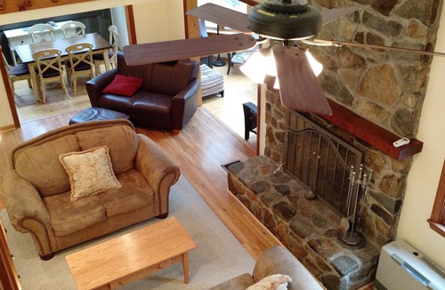 Springfield House | Private 5 bedroom/3 Bath- SKI downhill/cross country+Golf,Hike,kayak,swim,relax.