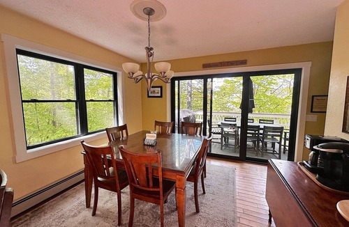 Greenwood House | Private Beach - Indoor/Outdoor Living - 8 Kayaks/Canoes - Multi-Family Getaway
