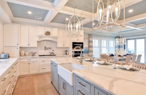 West Yarmouth House | Private beach, Stunning views, Pool and Tennis!