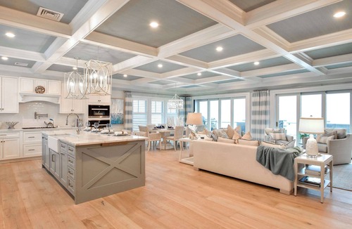 West Yarmouth House | Private beach, Stunning views, Pool and Tennis!