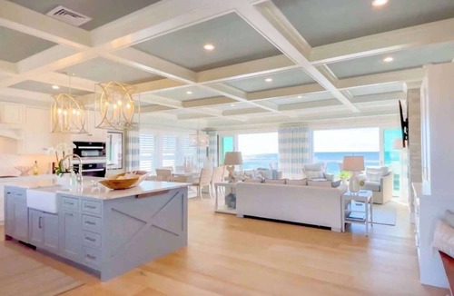 West Yarmouth House | Private beach, Stunning views, Pool and Tennis!