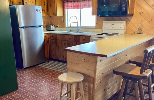 Manitoulin District Cottage | Private beachfront cottage on Manitoulin Island @Islandtime Cottage Rentals