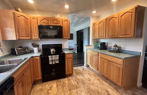 Groton House | Private Country Home, Convenient to Cornell, Ithaca, Cortland and Cayuga Lake