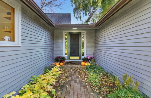 Glendale House | Private estate with heated pool, guest house and incredible views