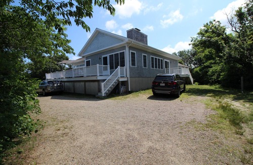 Dennis House | Private Family Retreat Walk to Bayview Beach ! August weeks available !