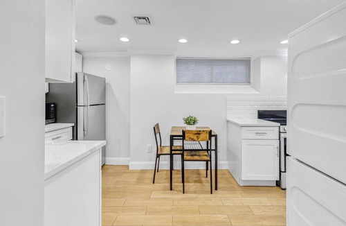 Brooklawn - St. Vincent Apartment | Private Furnished Apartment Near Hospitals, Universities & Fairfield Border