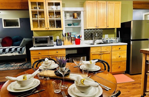 Truro Apartment | Private Garden-Level Retreat Near Corn Hill Beach - Quiet - Dog Friendly
