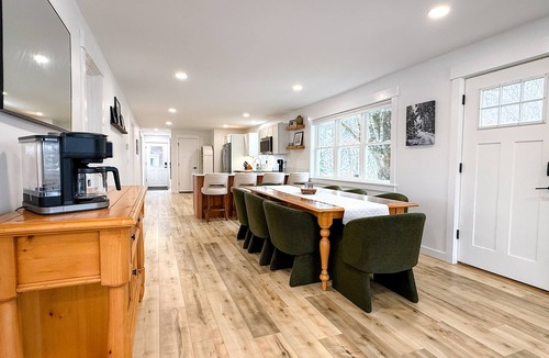 Lower Village House | Private, hilltop 6-bedroom house in Stowe. Minutes from Mountain!