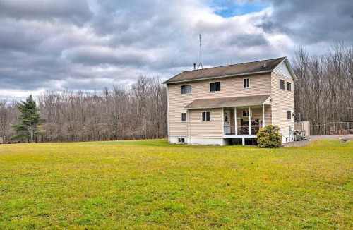 Orson House | Private Hot Tub & Fireplace: Poconos Home!