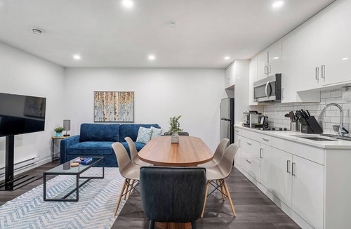 Chestermere House | Private Lower Suite in Chestermere w Workspace