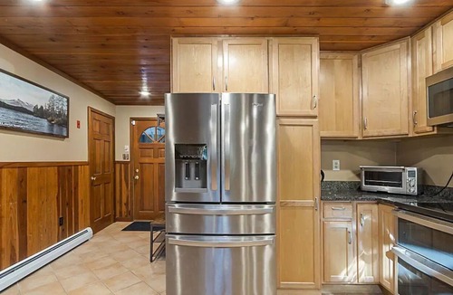 Silver Lake House | Private oasis with game room + hot tub! 5Bed/3Bath