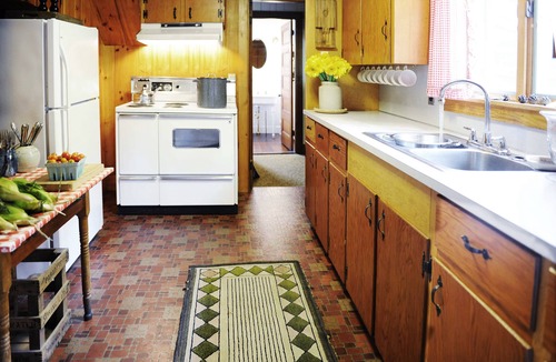 Bailey Island Cottage | PRIVATE OCEANFRONT RETREAT - enjoy the peace and quiet of an historic Maine home