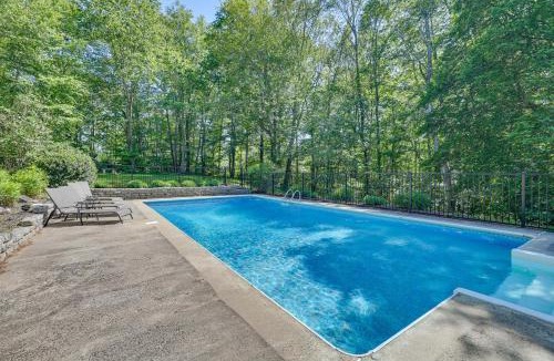 Killingworth House | Private Pool! Getaway, 14 Mi to Hammonasset Beach