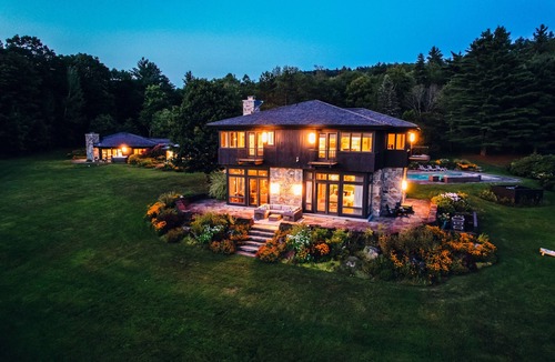 Stowe Area House | Private Retreat in Stowe! Minutes from the Mountain!