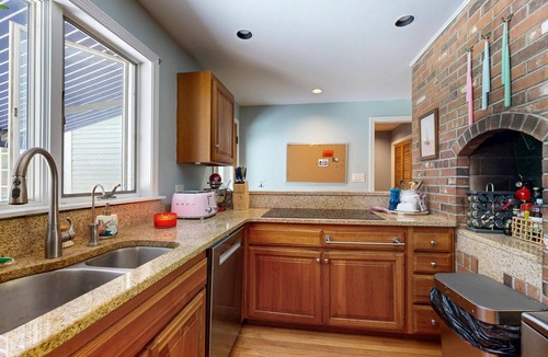Cape Porpoise House | Private retreat offering multigenerational comfort and tranquil harbor access.