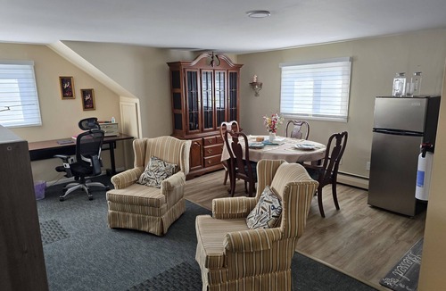 Paterson House | Private room @ Paterson Hillcrest area