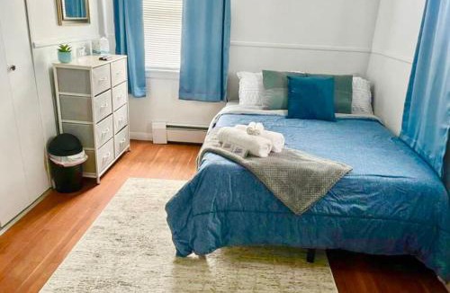 Town of Union House | Private Room with Shared Common Spaces Near Enjoy Golf Club Close to BU