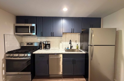 Gansevoort Apartment | Private Saratoga retreat - Travel Nurses, Business professionals, Professors