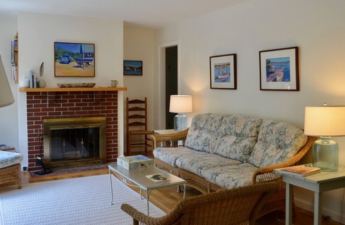 Northeast Harbor House | Private Shingled Cottage in Northeast Harbor Village: Walk to Acadia and Harbor