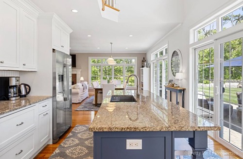 South Orleans House | Private, Spacious, Pristine with Heated Pool:005-O