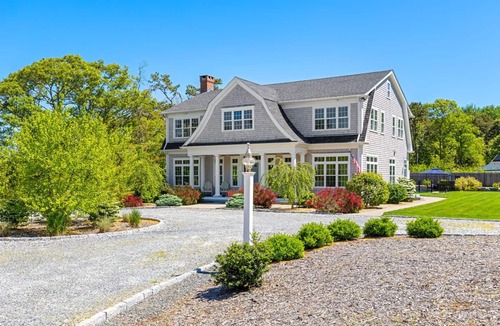 South Orleans House | Private, Spacious, Pristine with Heated Pool:005-O